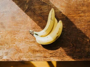 receta de helado de yoghurt banana fresas
