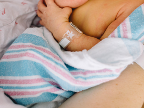 Las primeras horas con el bebé: ¡un encuentro mágico! Las primeras horas con el bebé: ¡un encuentro mágico!