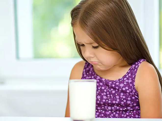 Mi bebé sufre de alergia Alergia a la proteina de la leche de vaca